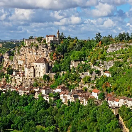 Le Bleu 4* Lacapelle-Marival