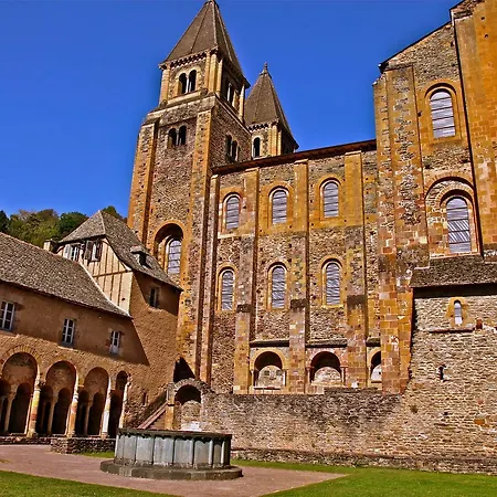 Le Bleu База отдыха 4*