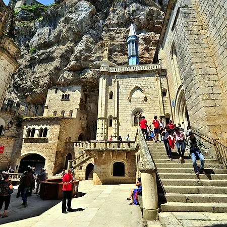 Le Bleu 4* Lacapelle-Marival